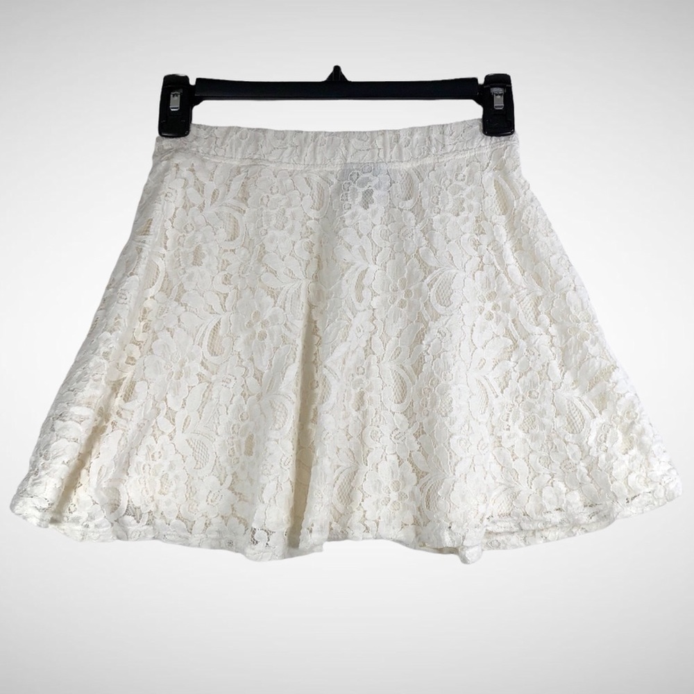 "Seventeen" A-Line White Lace Skirt With Elastic Waist Size S - Picture 3 of 5